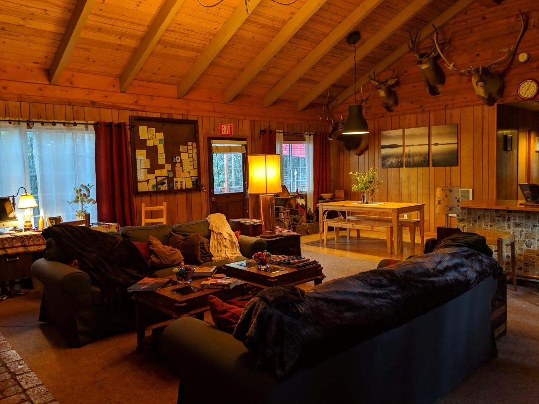 كولترفيل The Red Rooster Lodge المظهر الخارجي الصورة